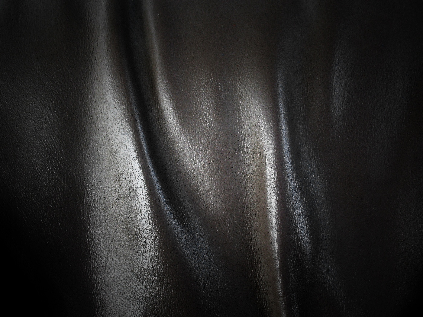 Чёраня кожа обои