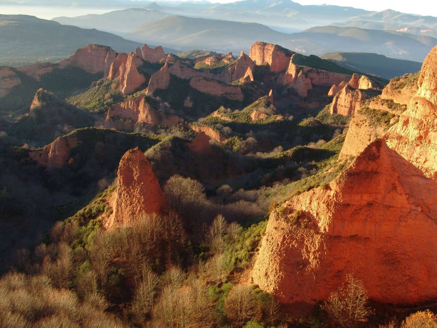 Скалы на рассвете обои