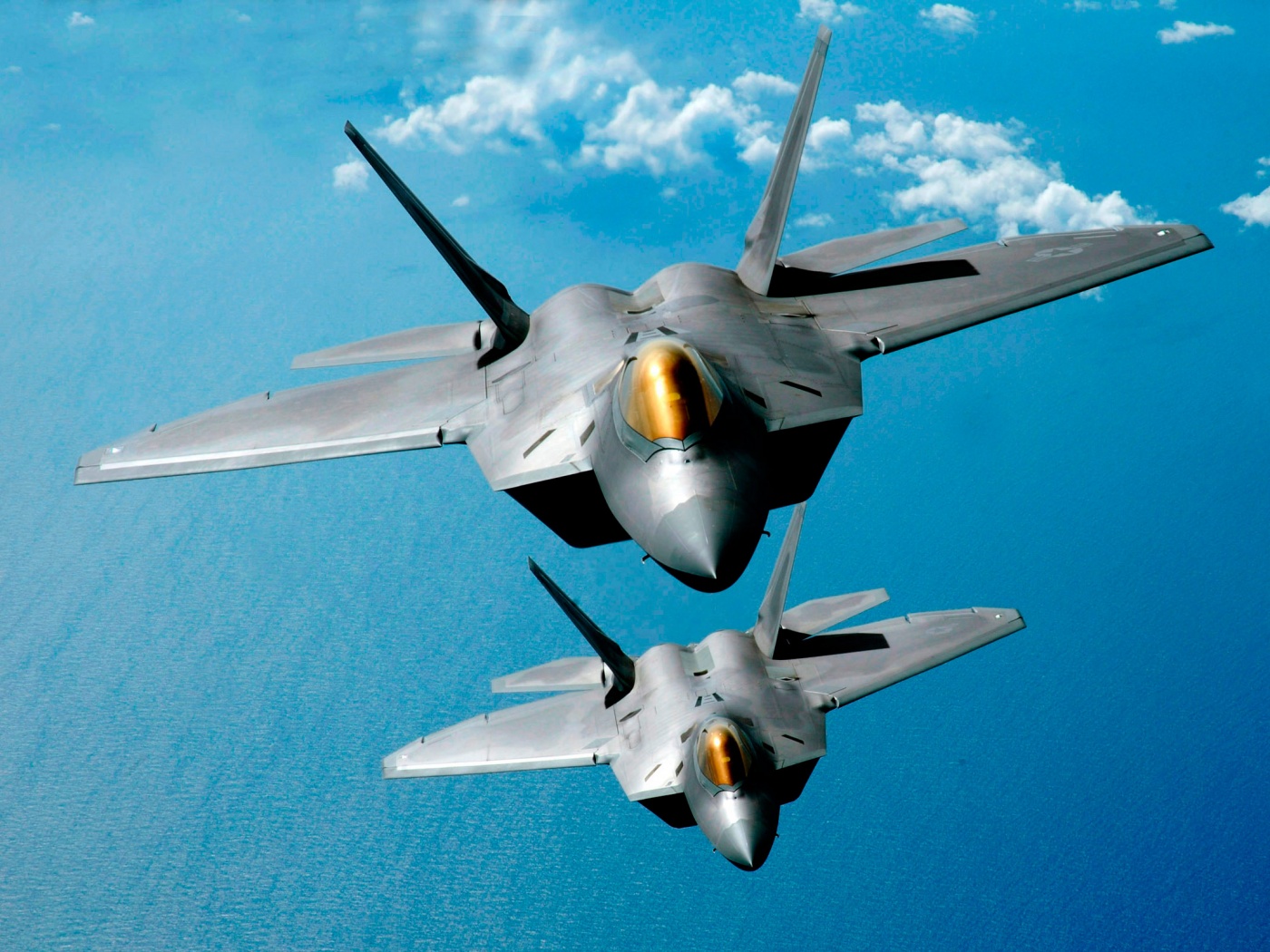 Истребители в небе обои