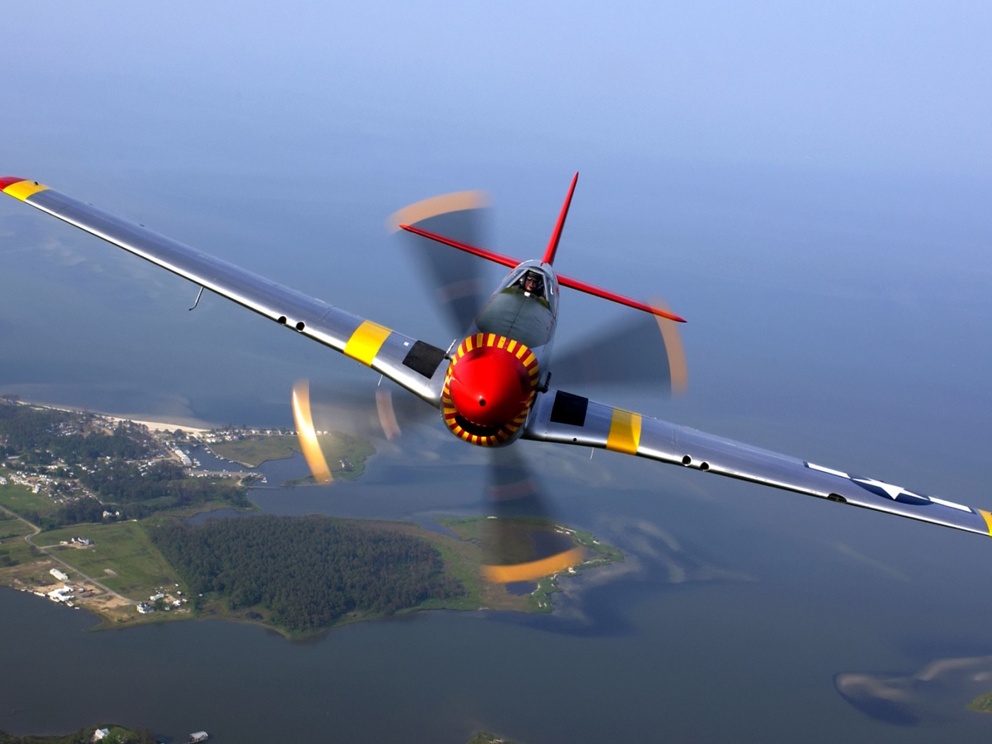 Пропеллерный самолёт обои