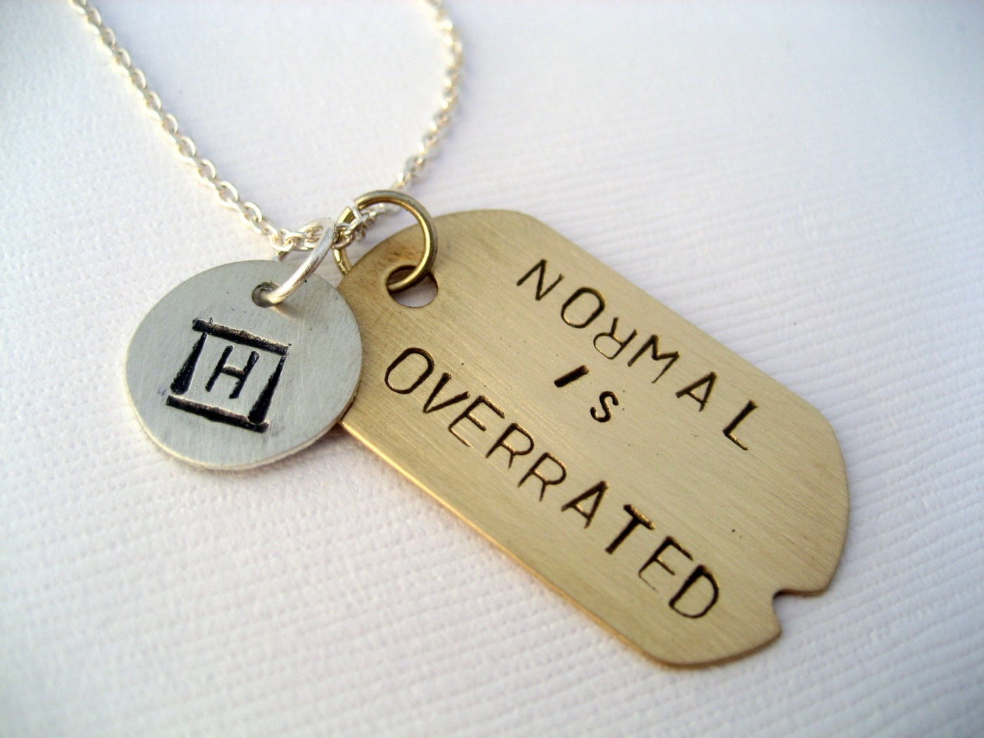 Нормальность переоценена обои