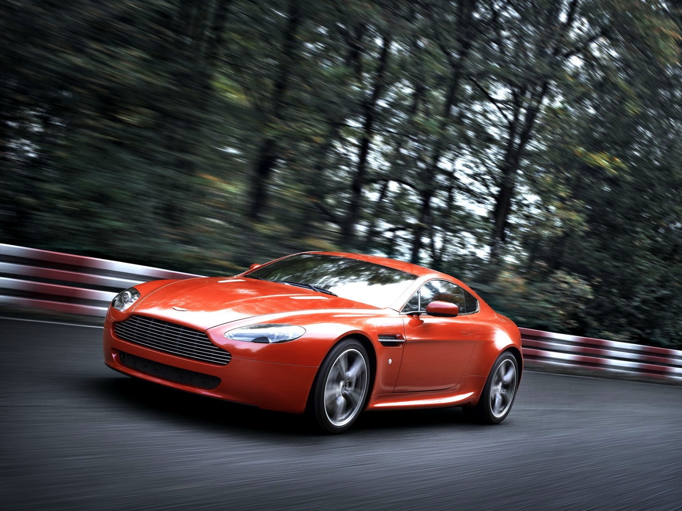 Астон Мартин обои