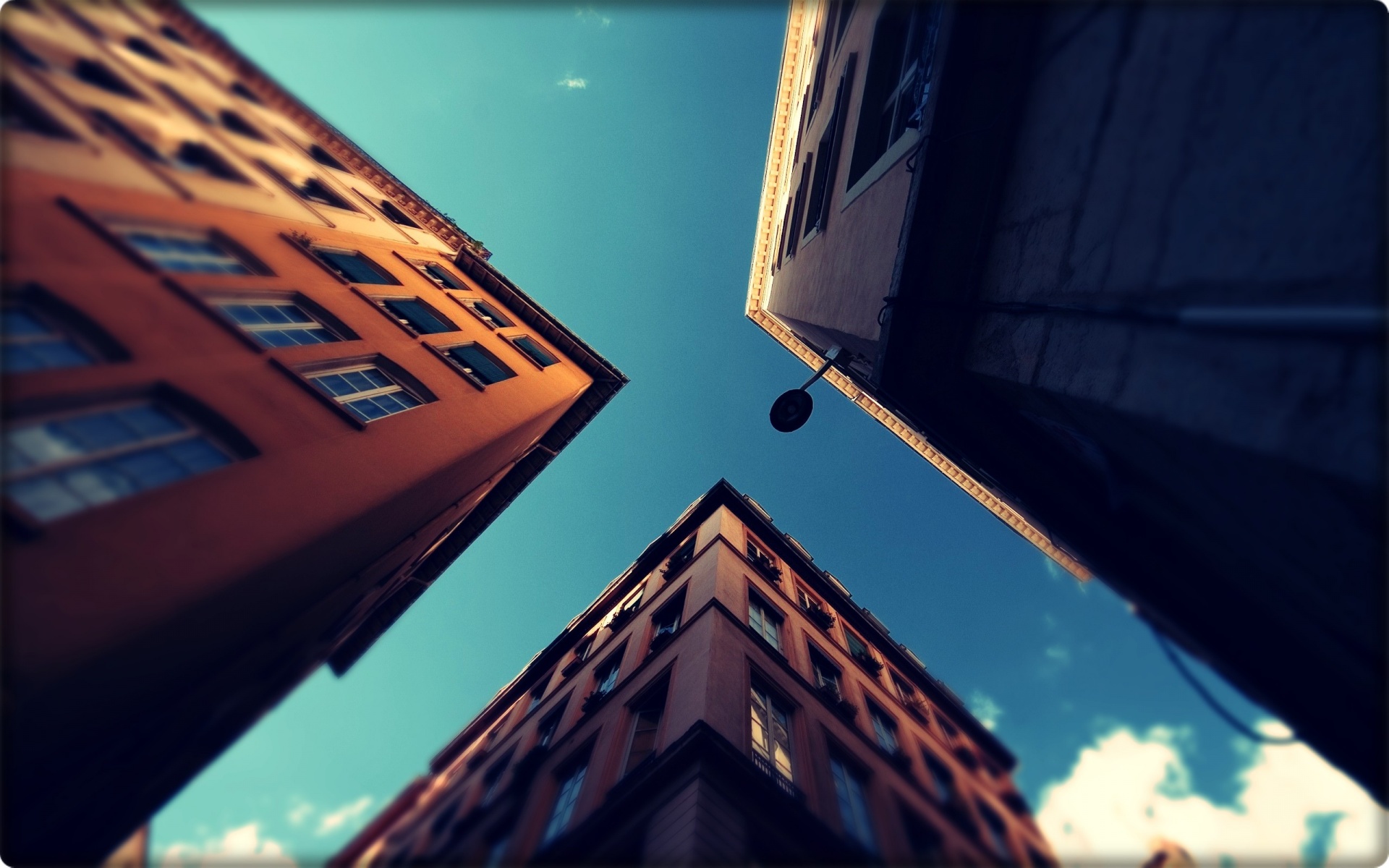 Три дома обои