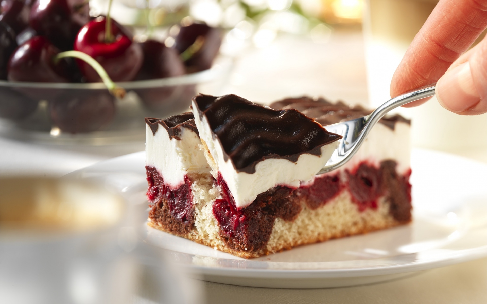 Вишневое пирожное обои