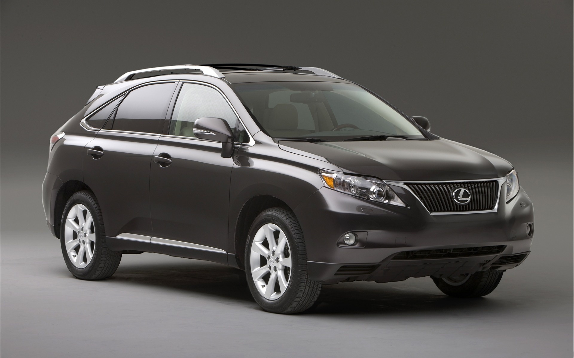 Кроссовер Лексус обои