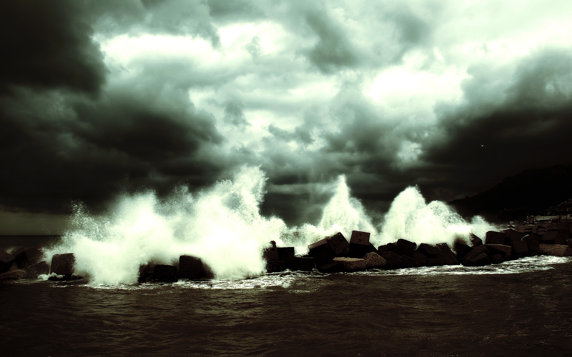 Буря в океане обои