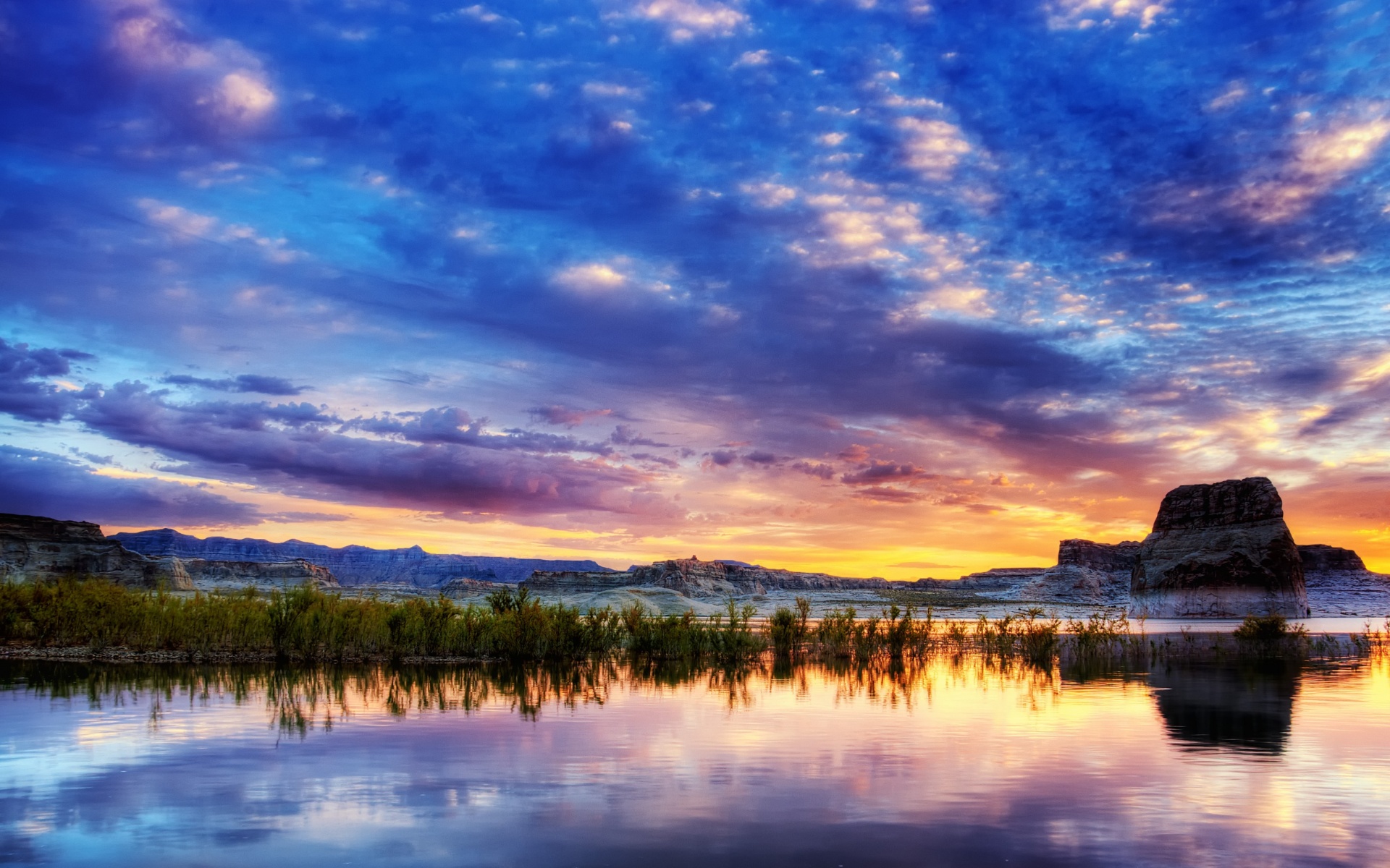 Горное озеро обои