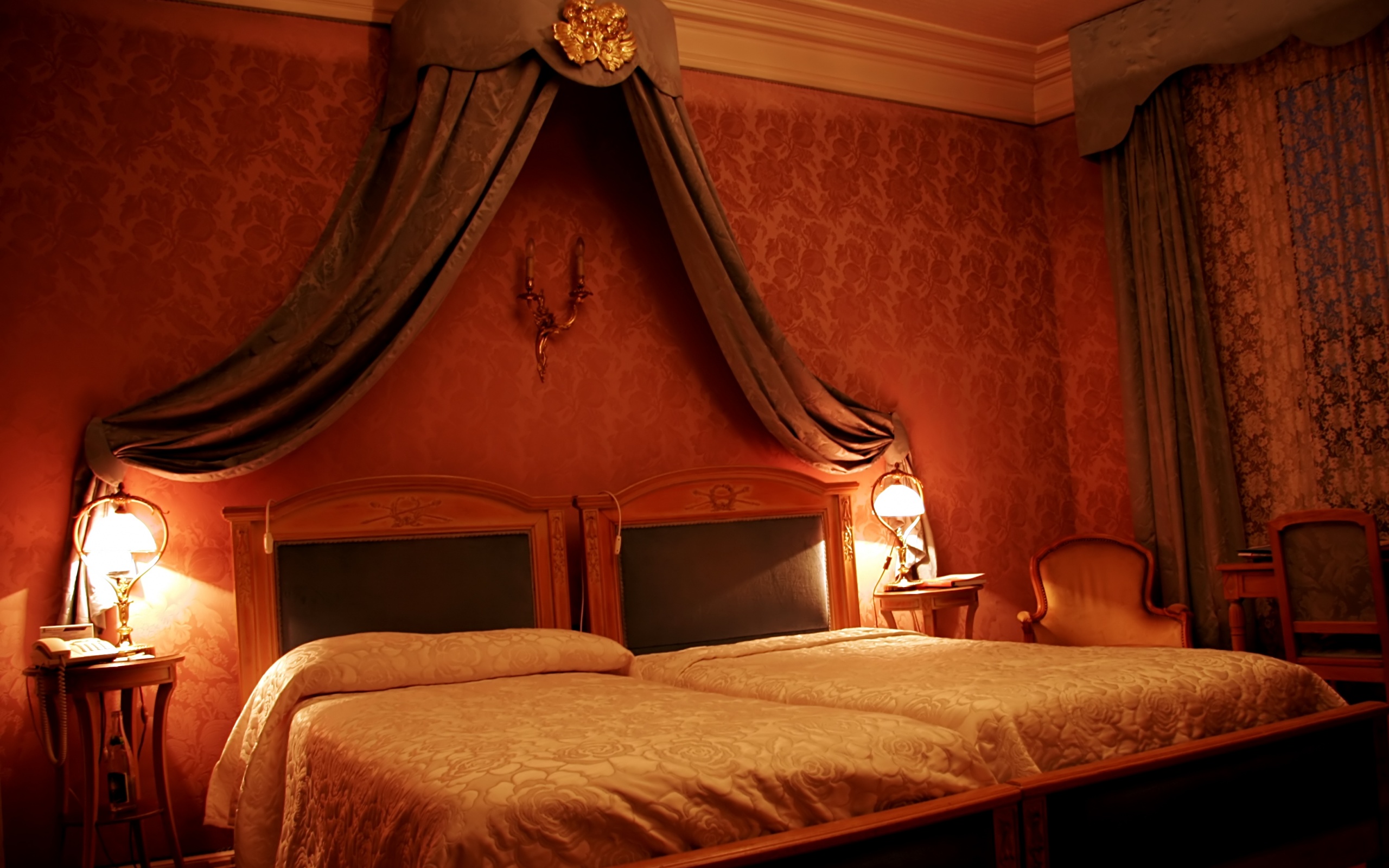 Спальня обои