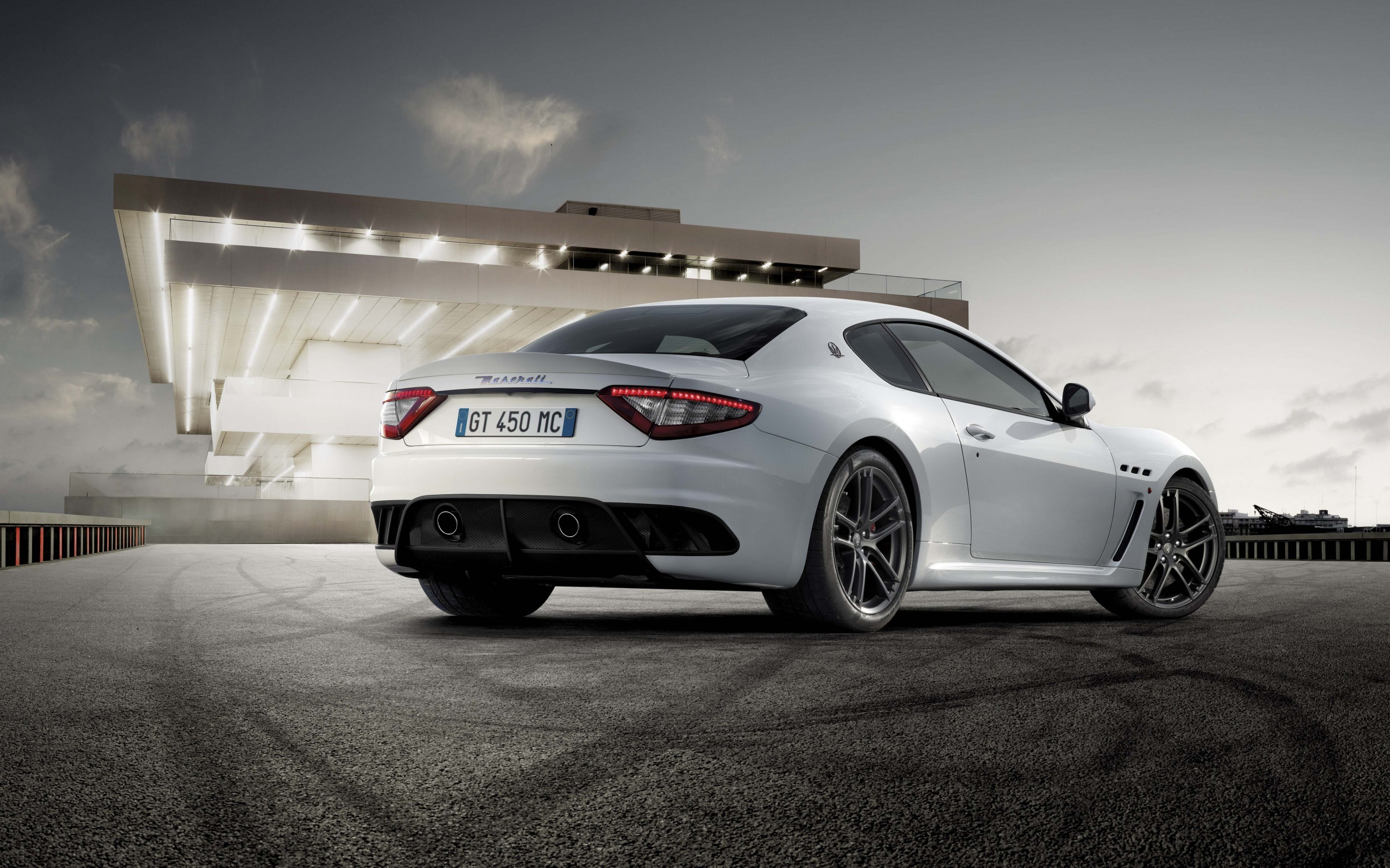 Мазерати обои