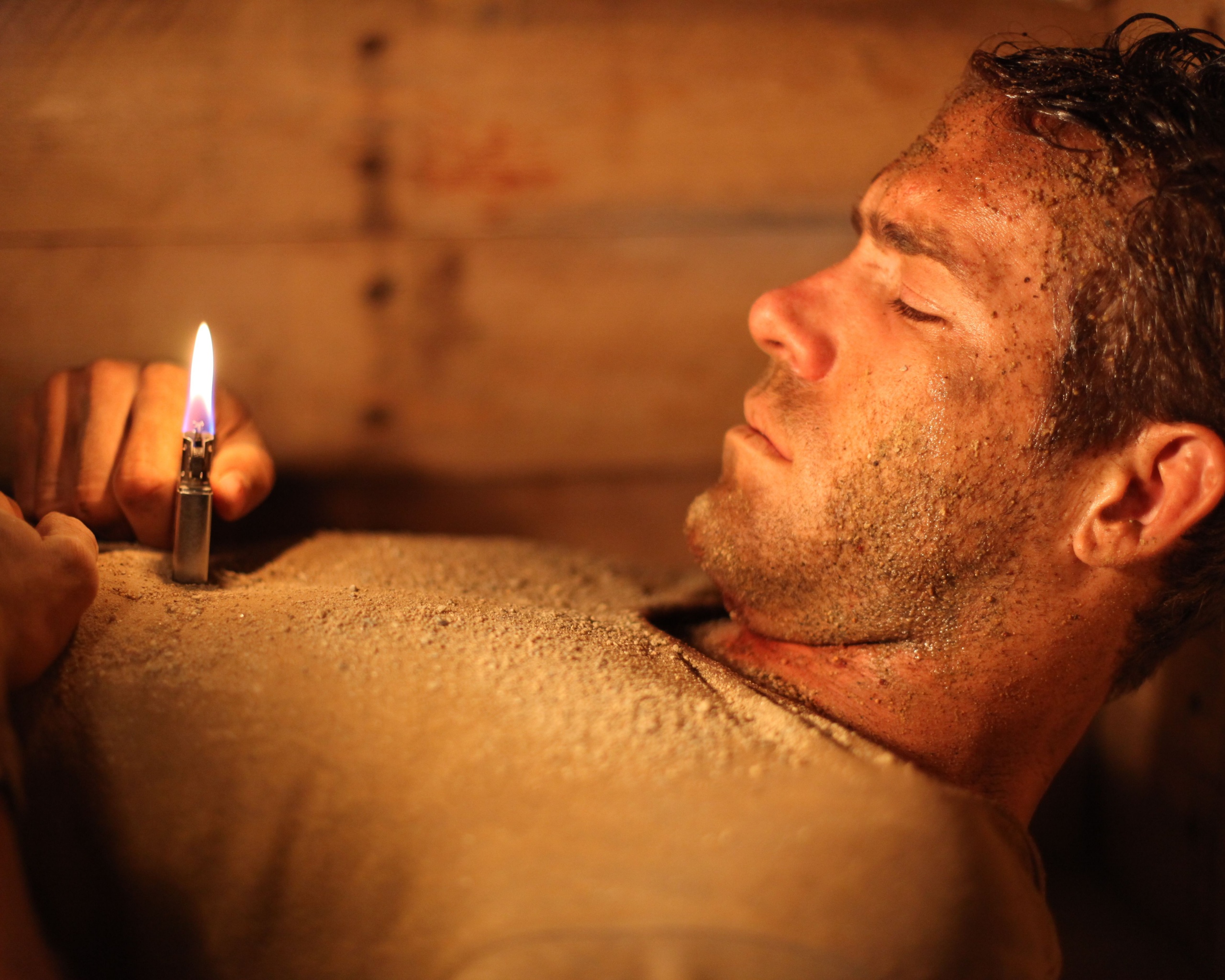 Кадр из фильма Погребенный заживо  обои