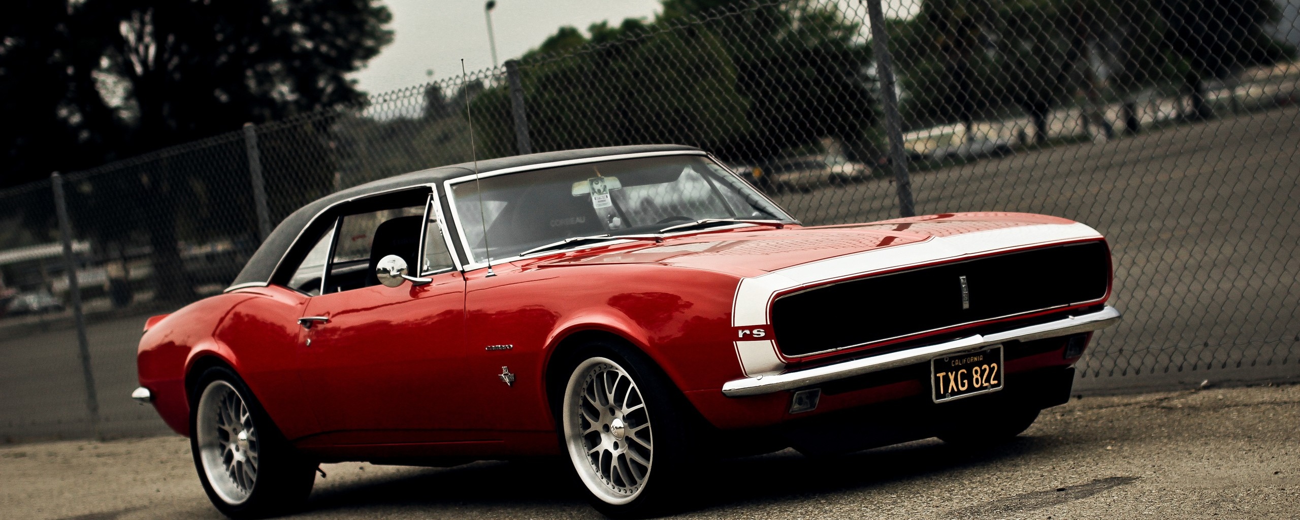 Красный монстор обои