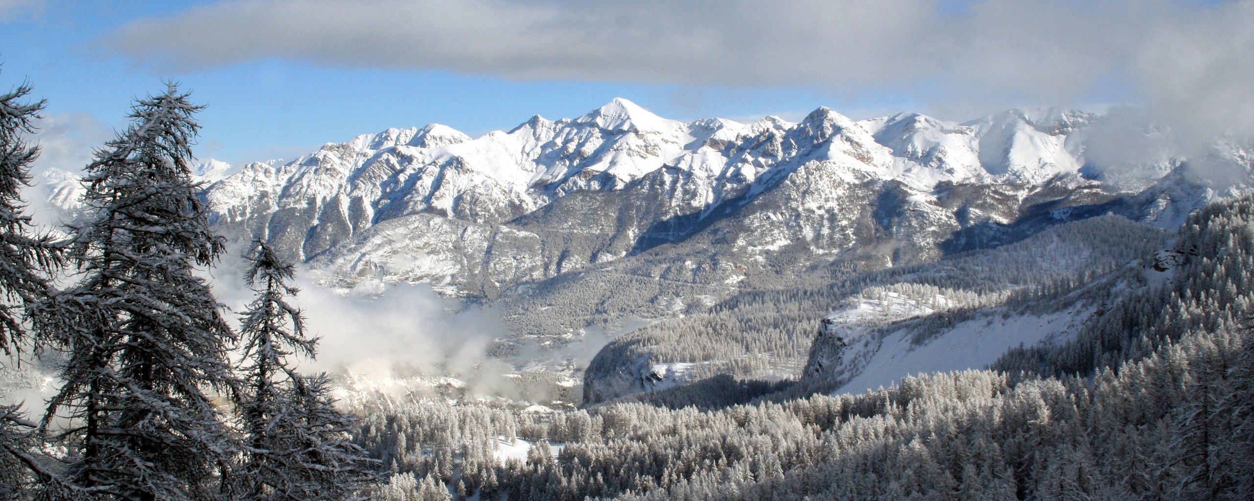 Горный пейзаж обои