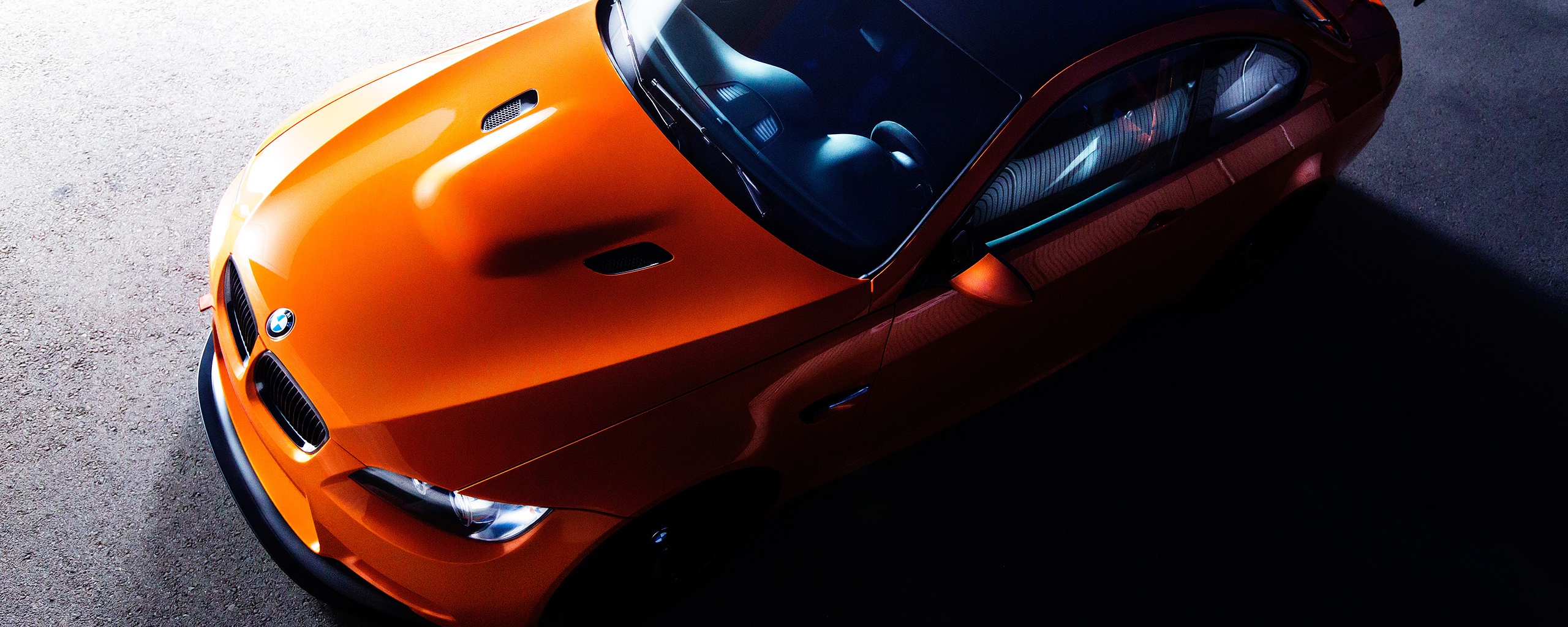 Оранжевый BMW обои