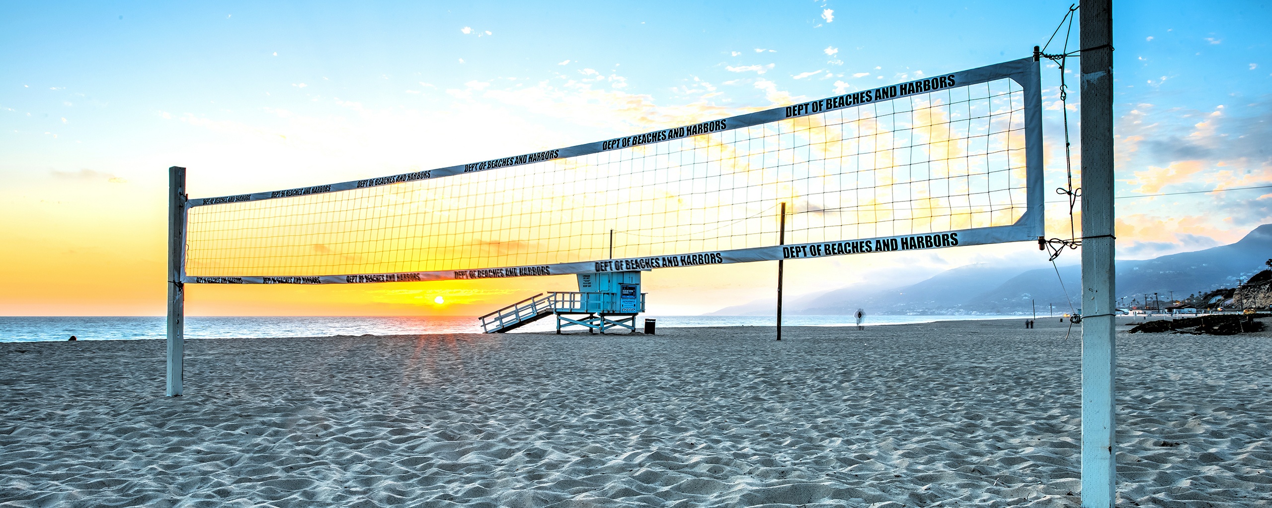 Сетка для волейбола на пляже обои