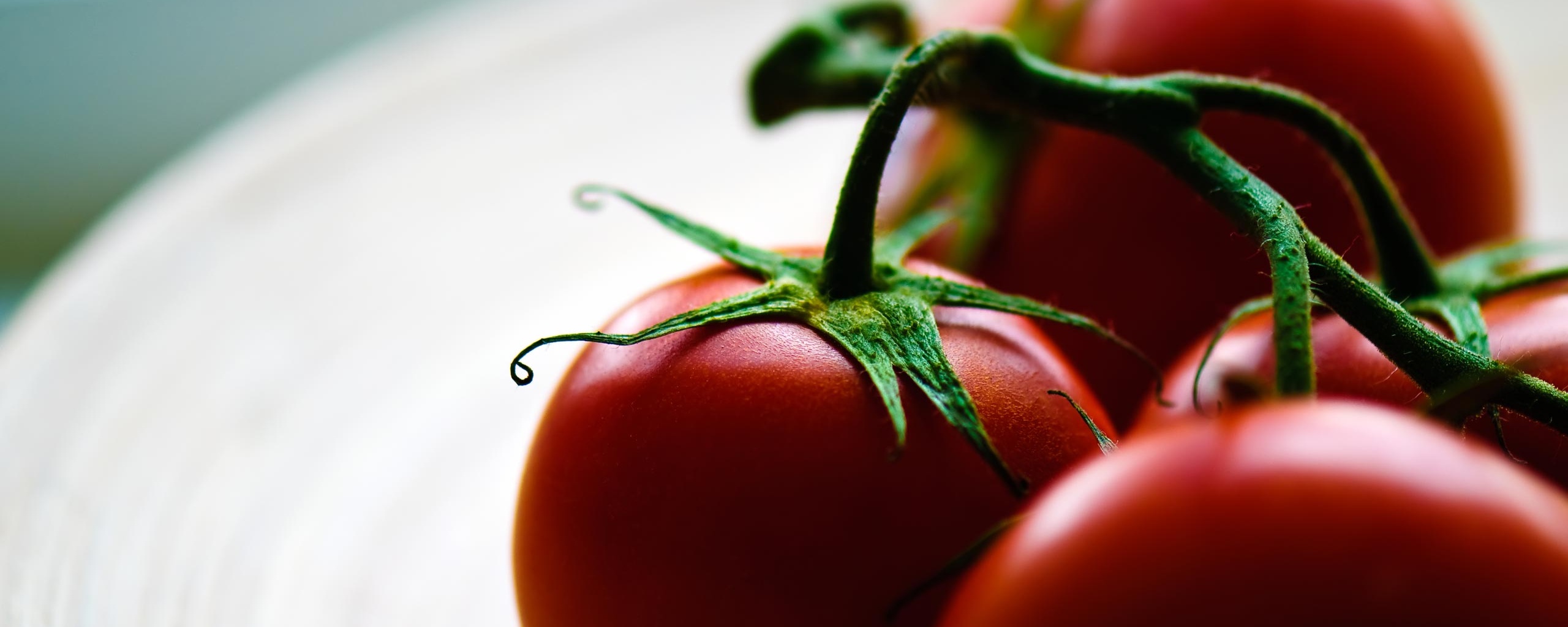 Аппетитные помидоры обои