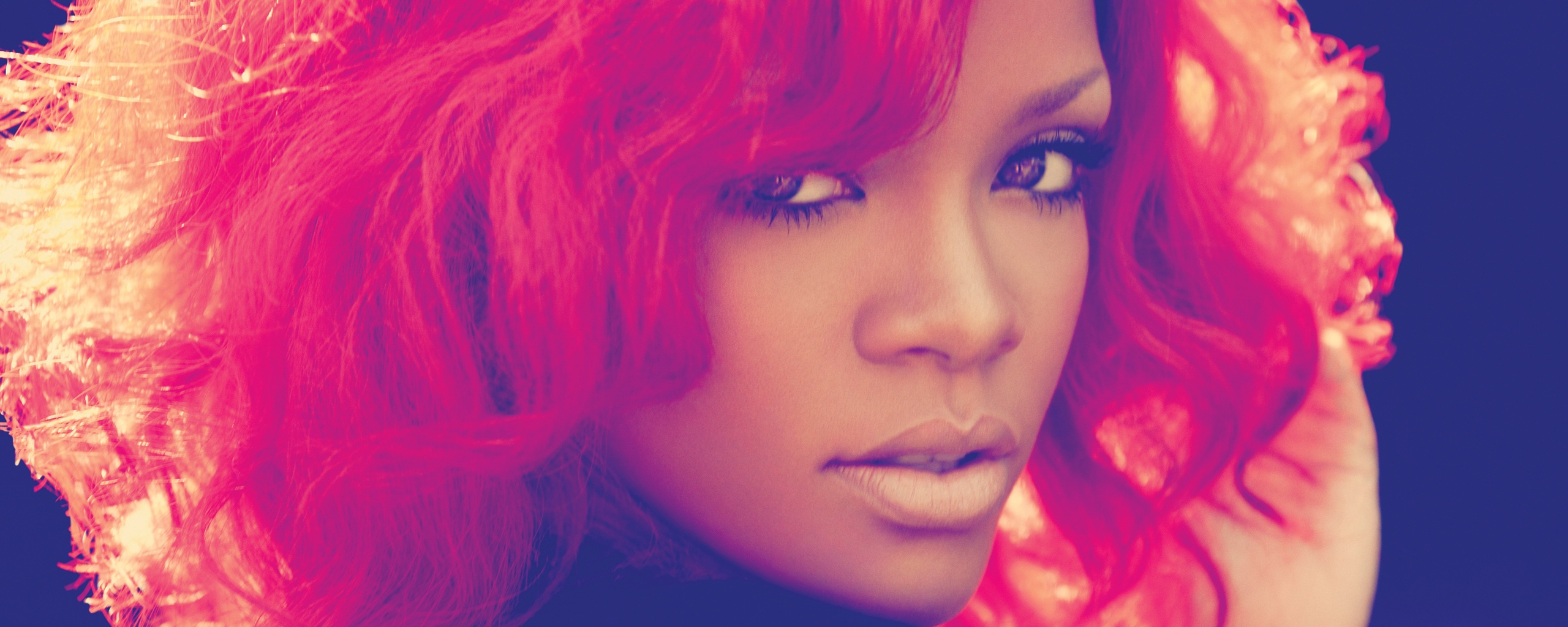 Огненная Рианна обои