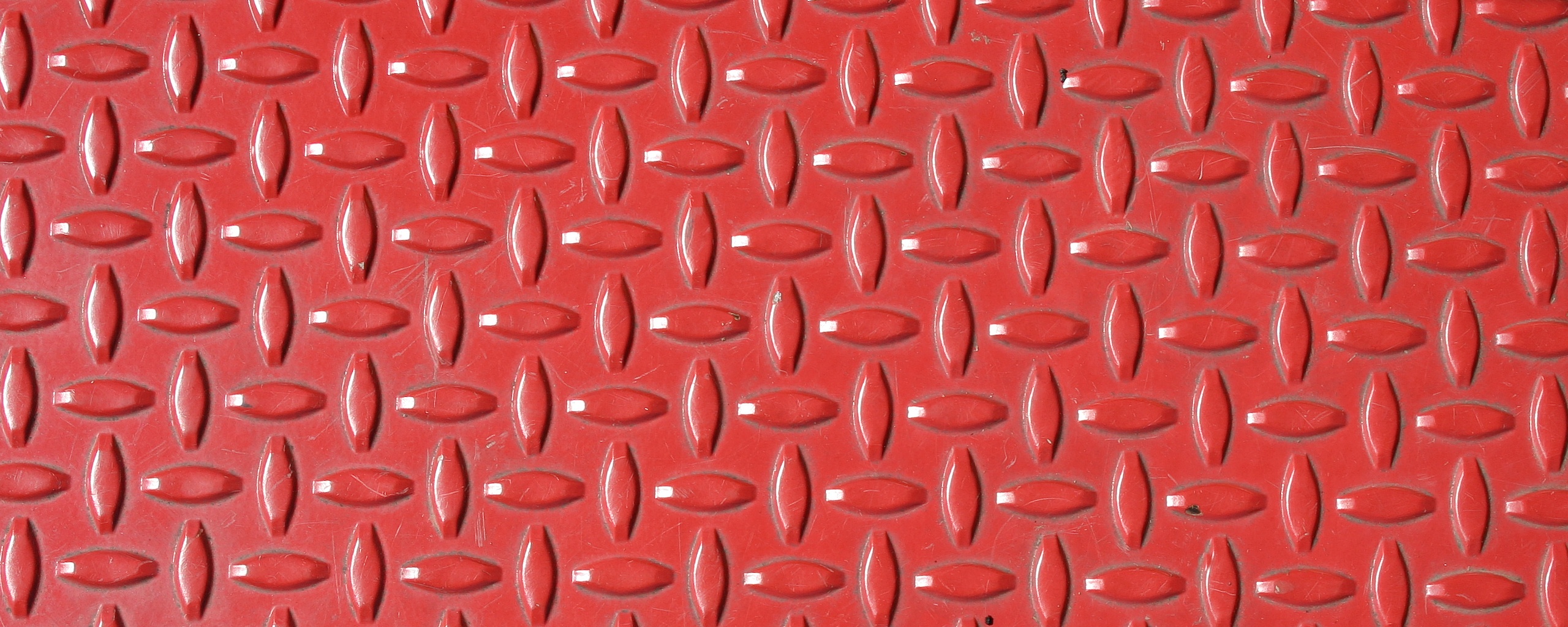 Стальной лист красного цвета обои