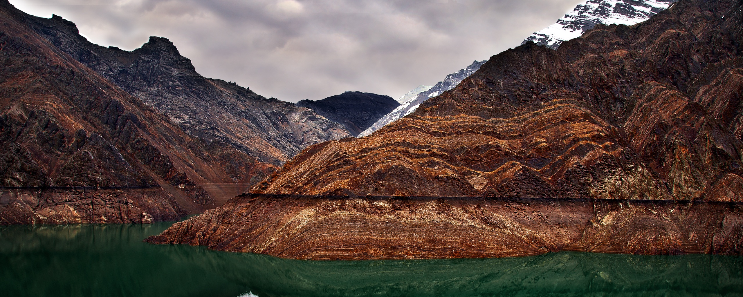 Горное озеро обои