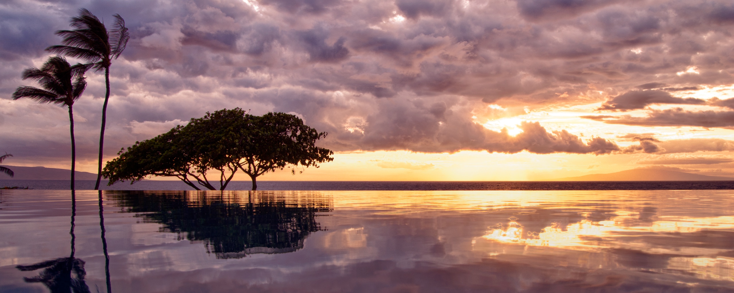 Восход над озером обои