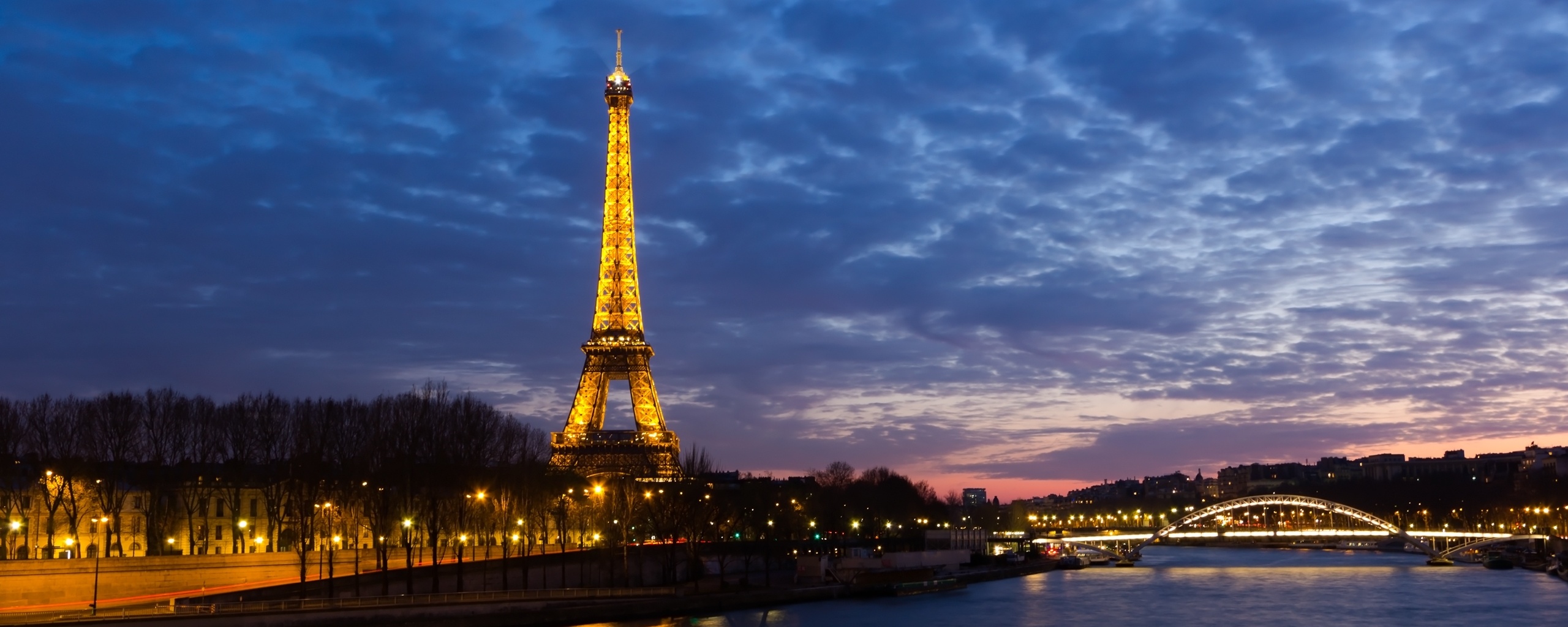 Эйфелева башня в Париже обои