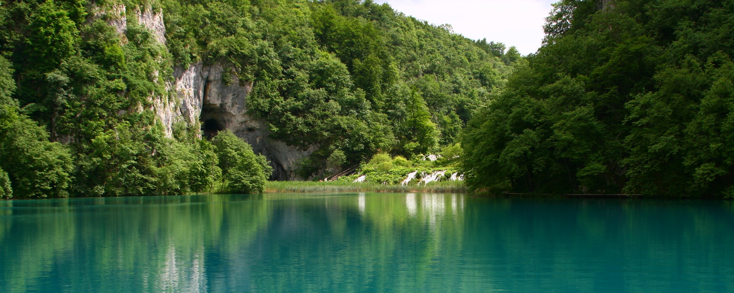 Девственное озеро обои