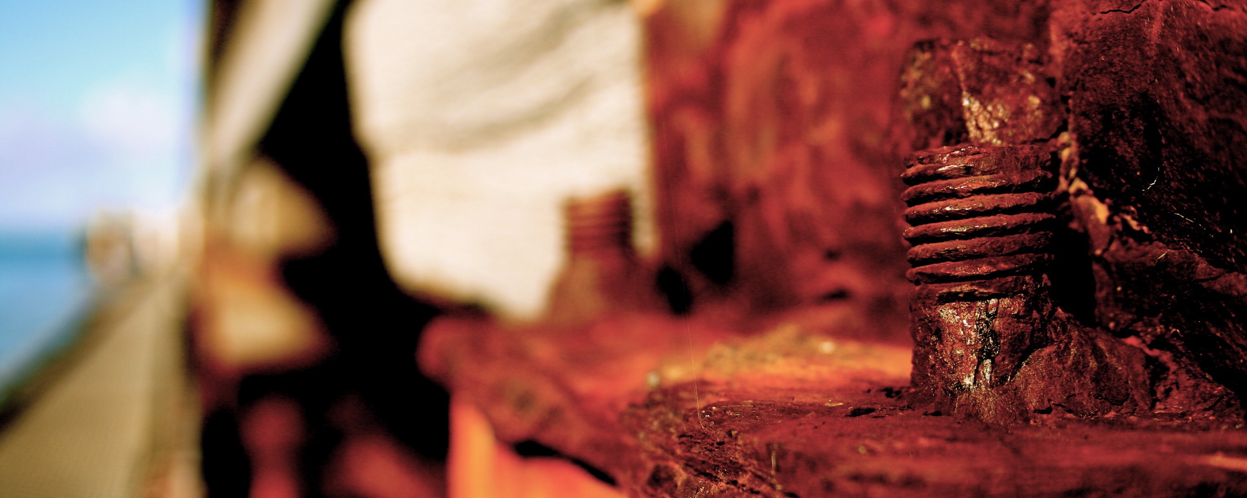 Проржавевшие болты обои