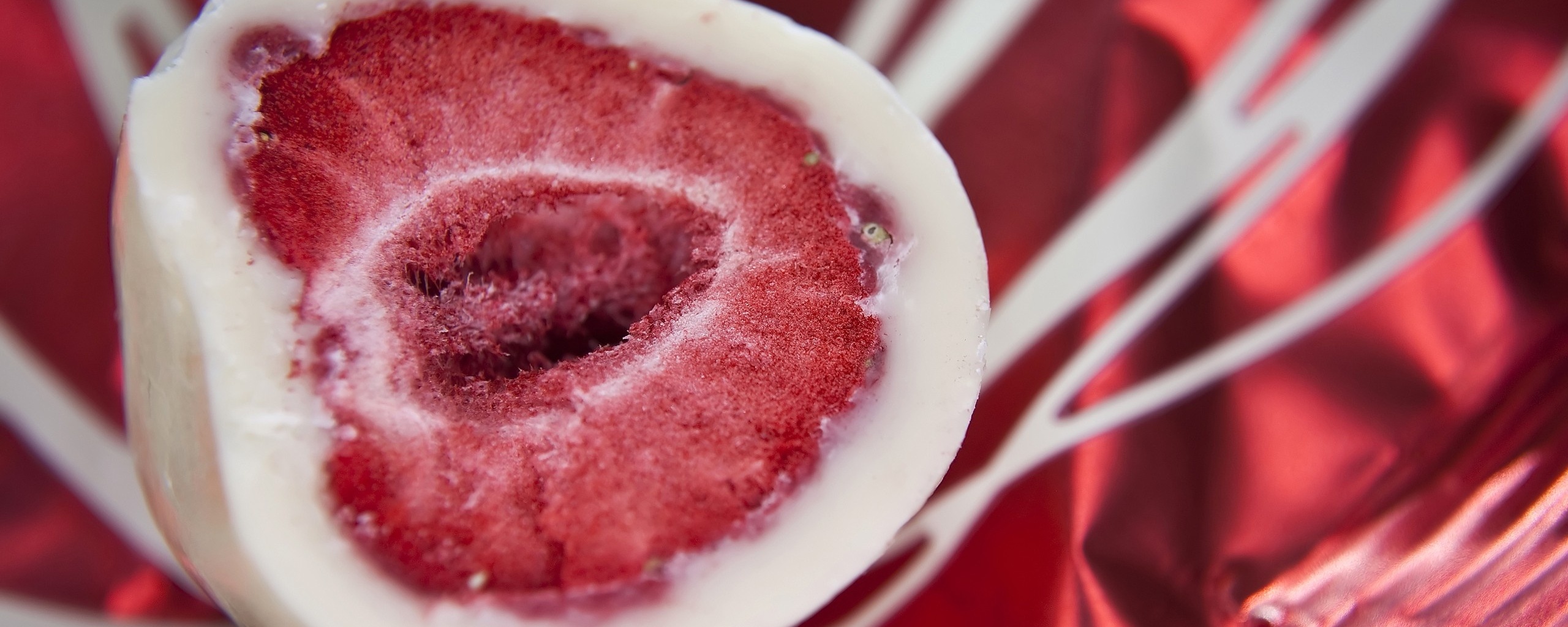 Клубника в белом шоколаде обои