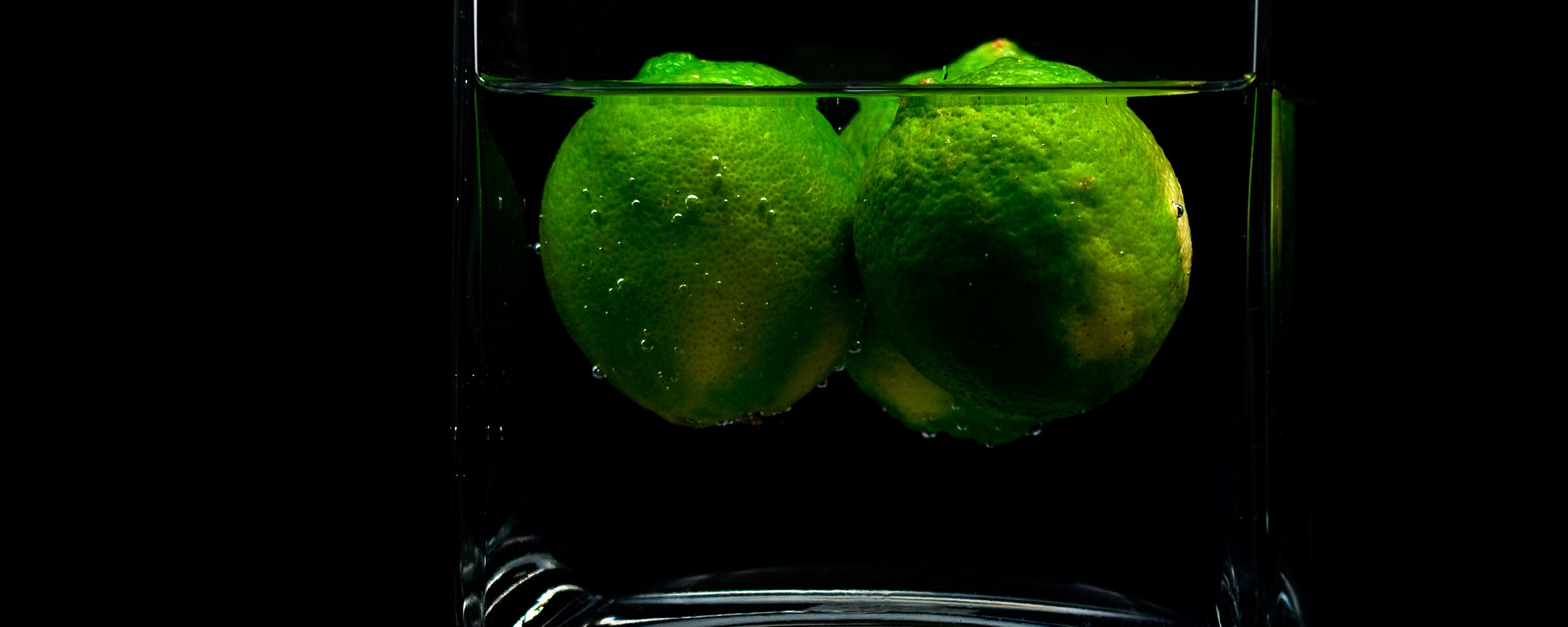 Лайм в стакане обои