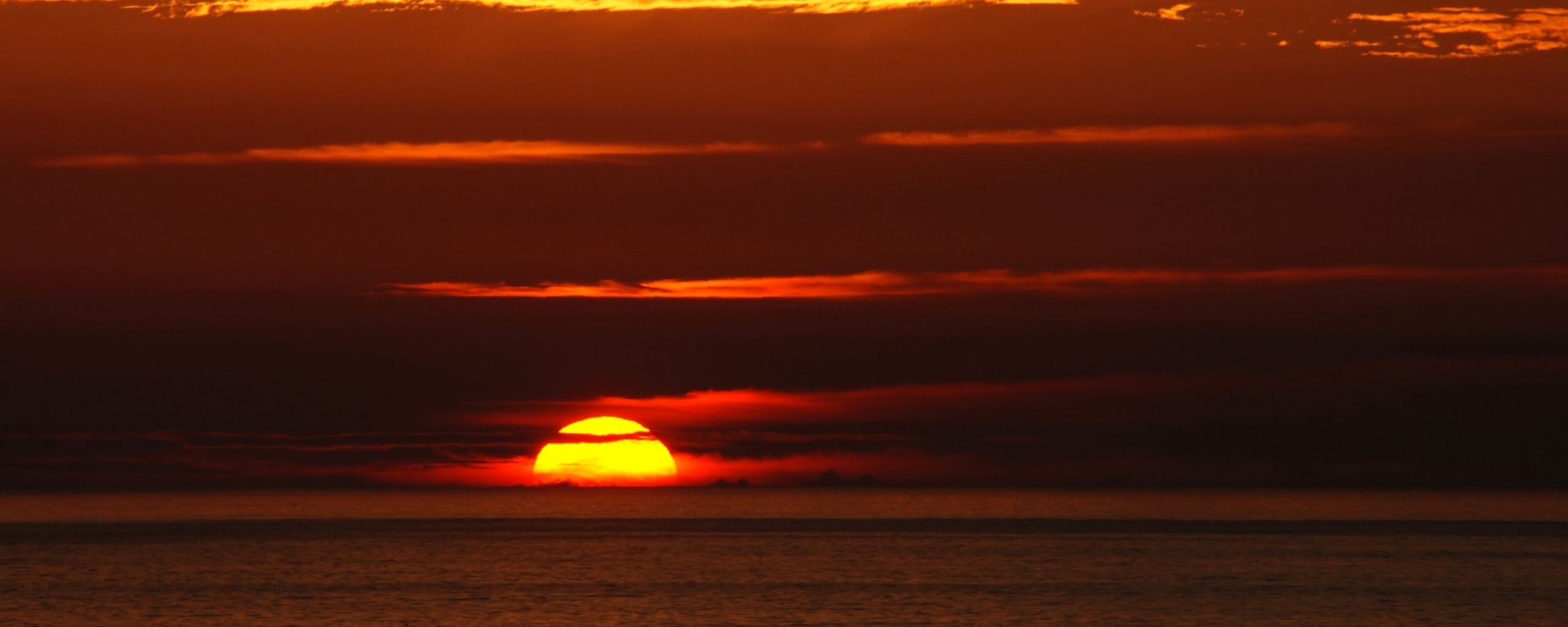 Закат в море обои