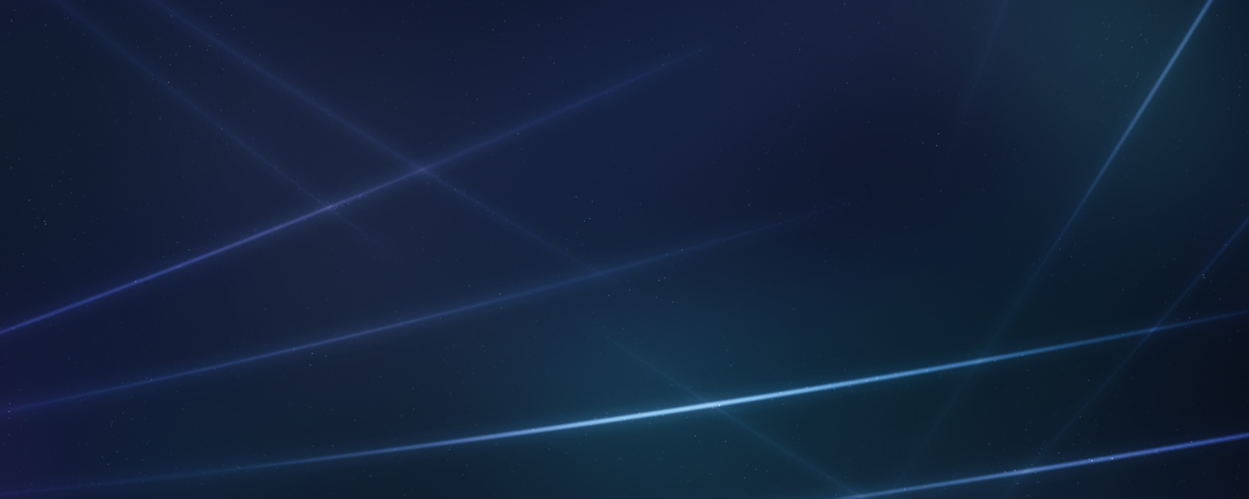Лучи света на тёмно-синем фоне обои