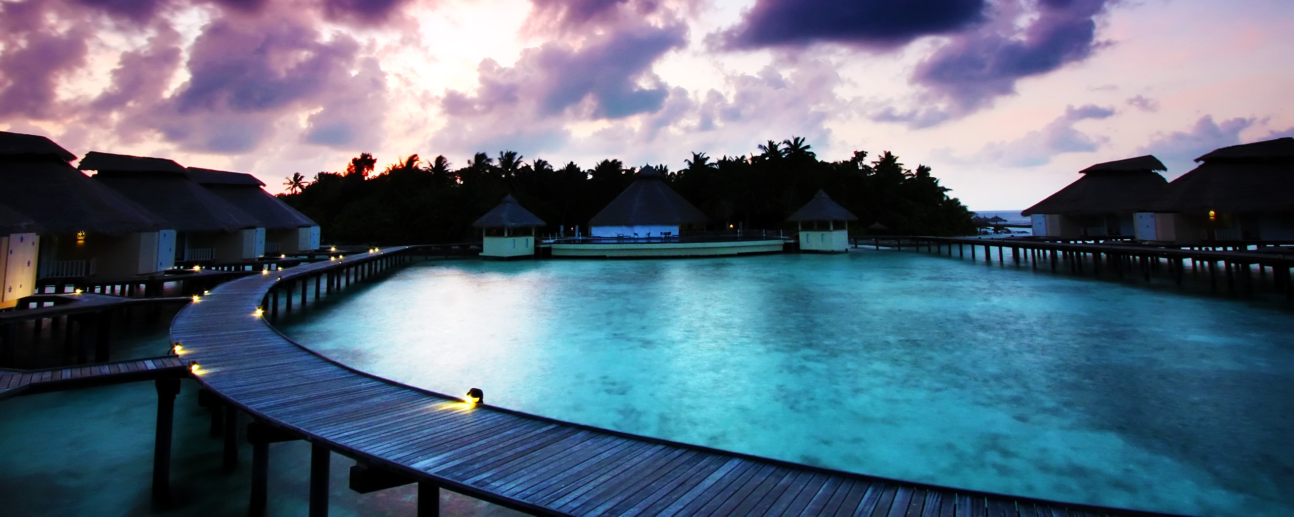 Бунгало на воде обои