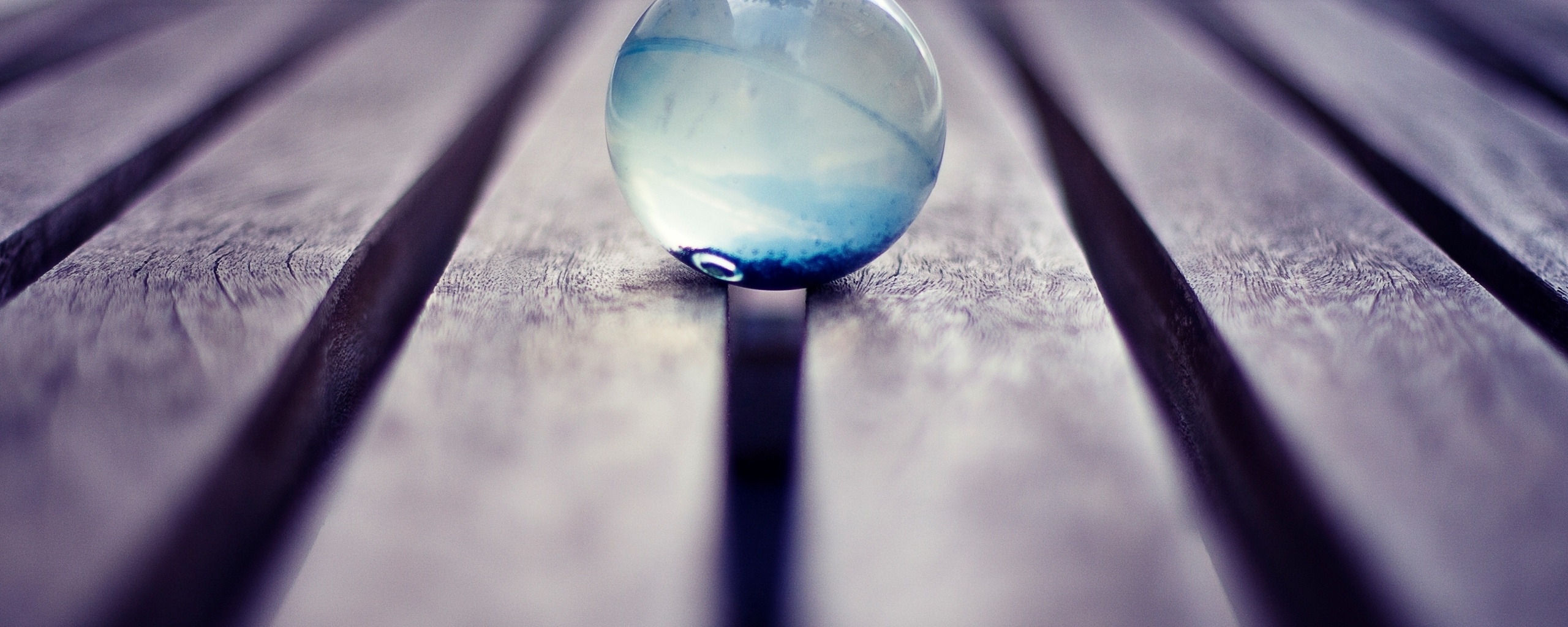 Стеклянный шарик обои