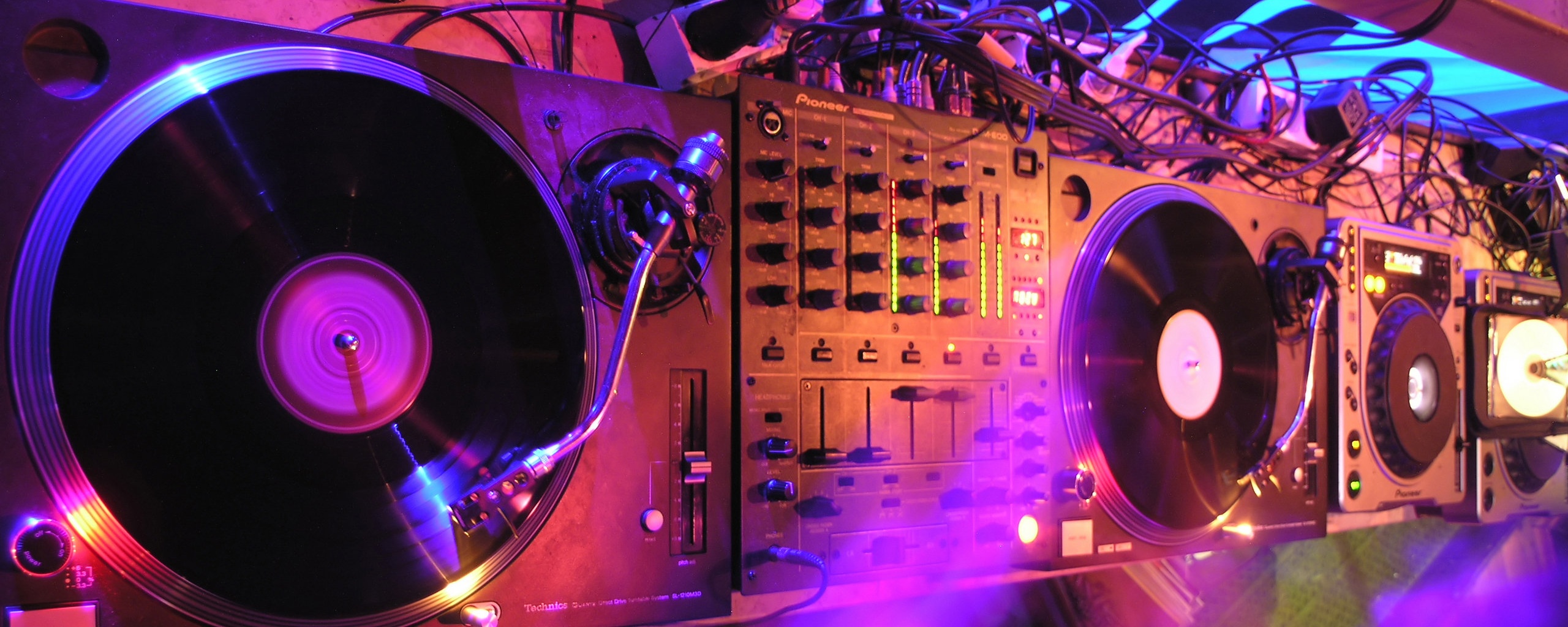 Диджейский пульт обои