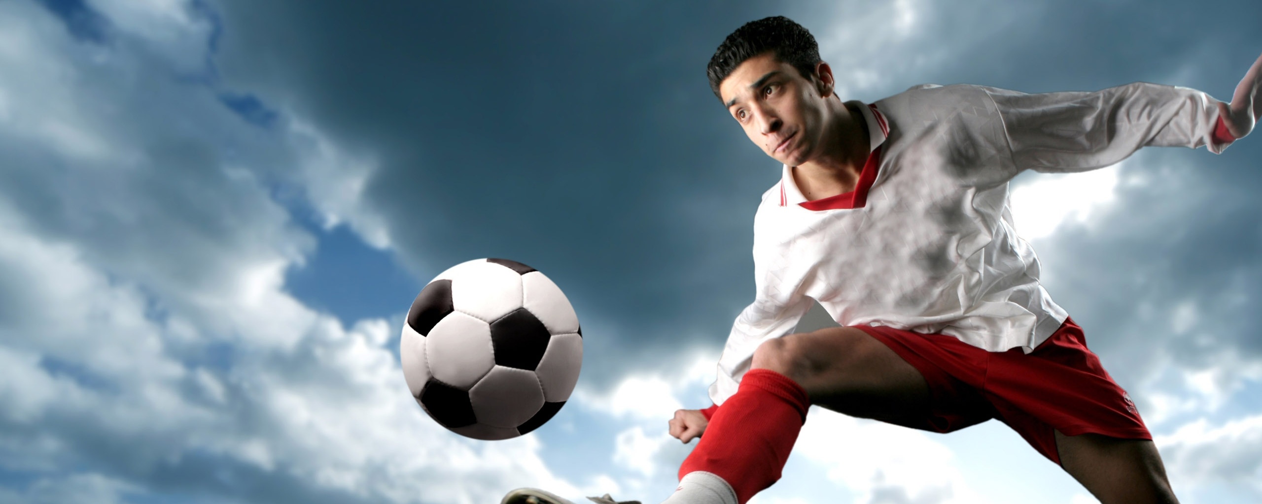 Футболист обои