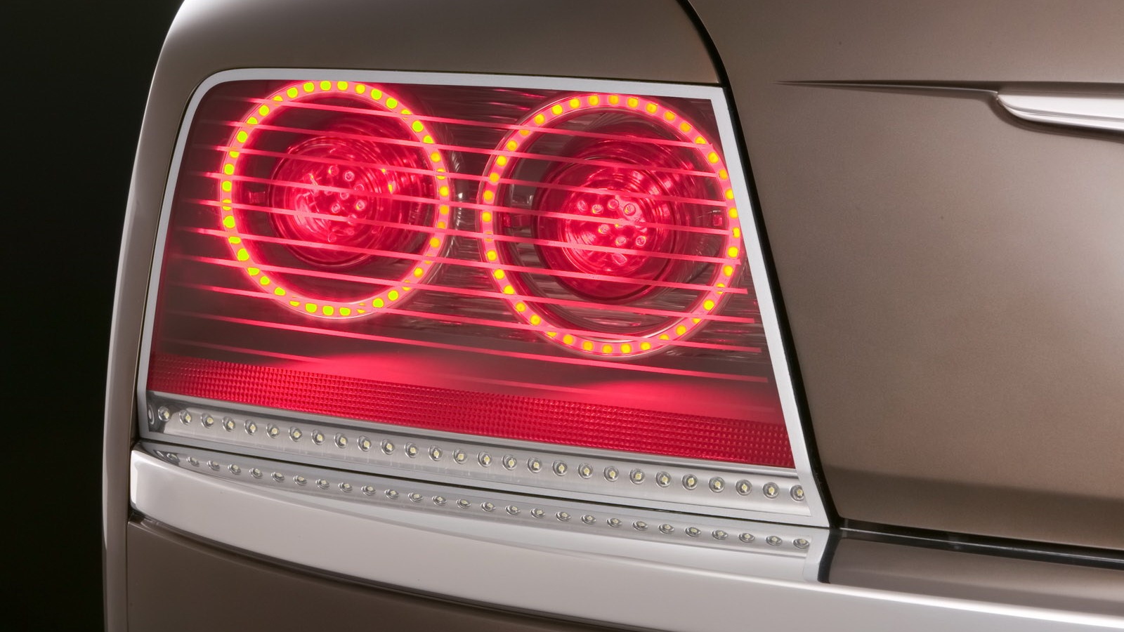 Горящие задние фары обои