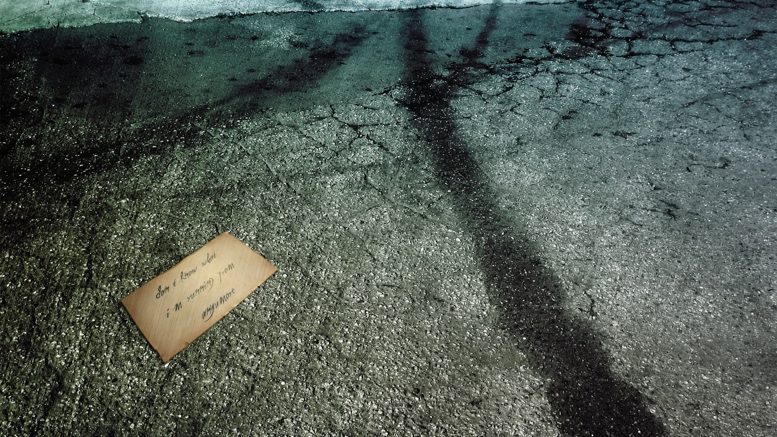 Записка на асфальте обои