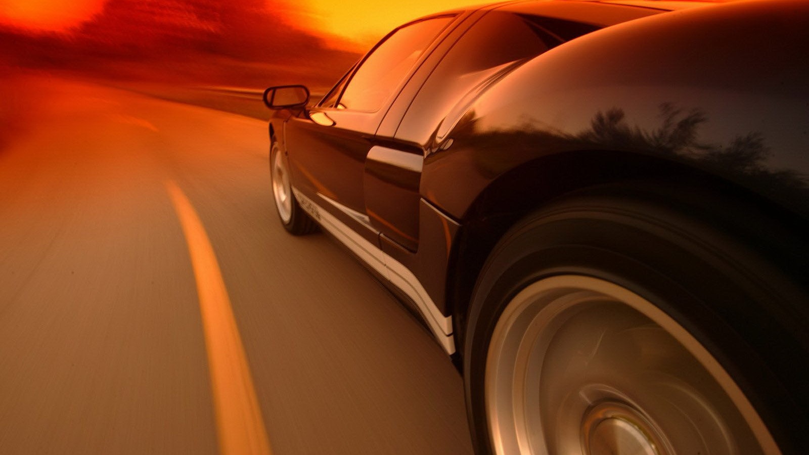 Авто на повороте обои