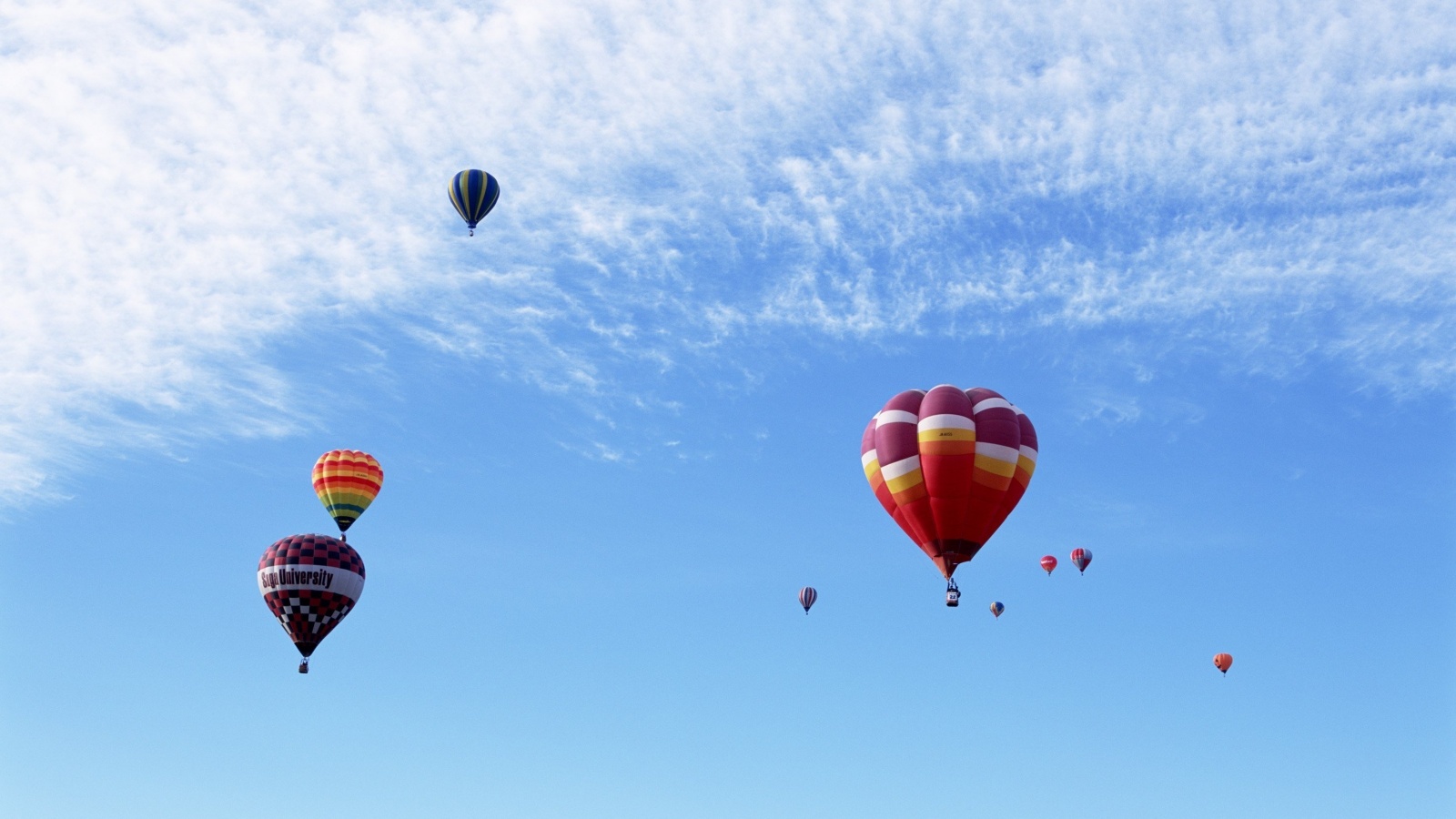Парад воздушных шаров обои