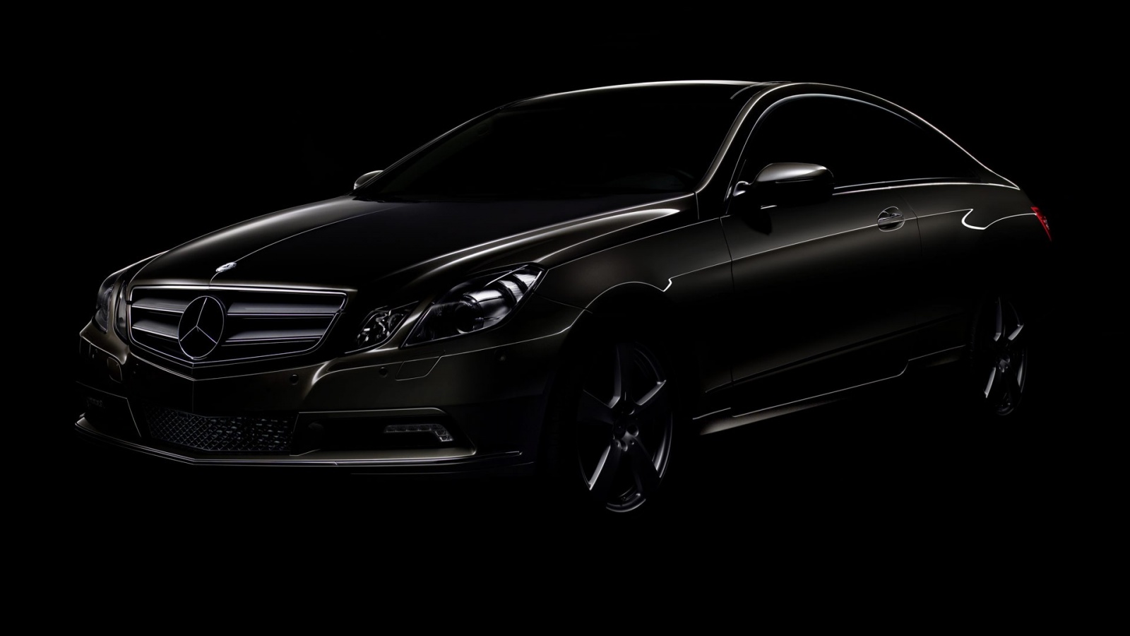 Черный Мерседес обои