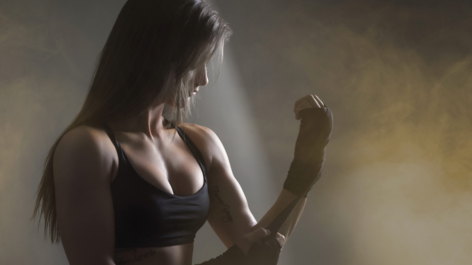 Спортивная девушка обои